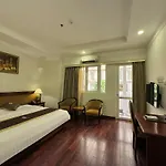 Huong Sen Hotel